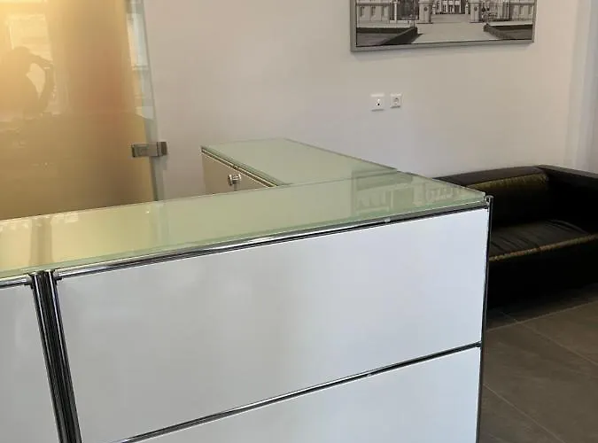 Barbarossa Stadtmitte Hotel