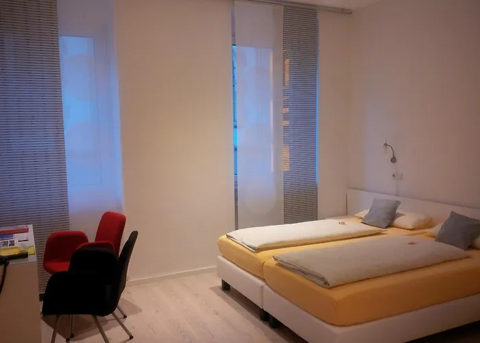 Barbarossa Stadtmitte Hotel 3*