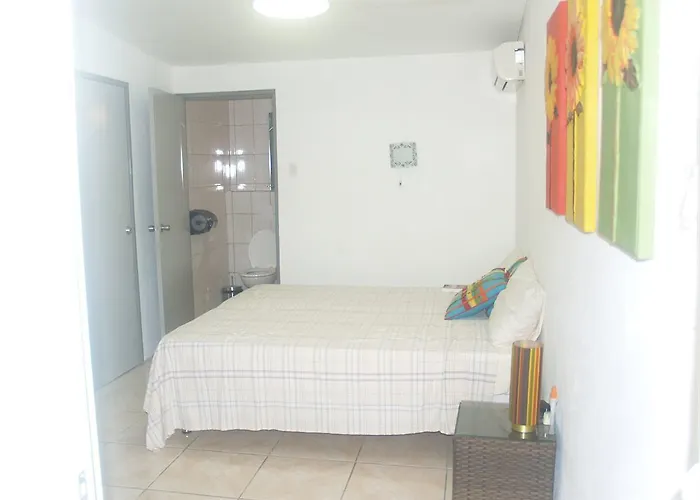 Barbarossa Stadtmitte Hotel