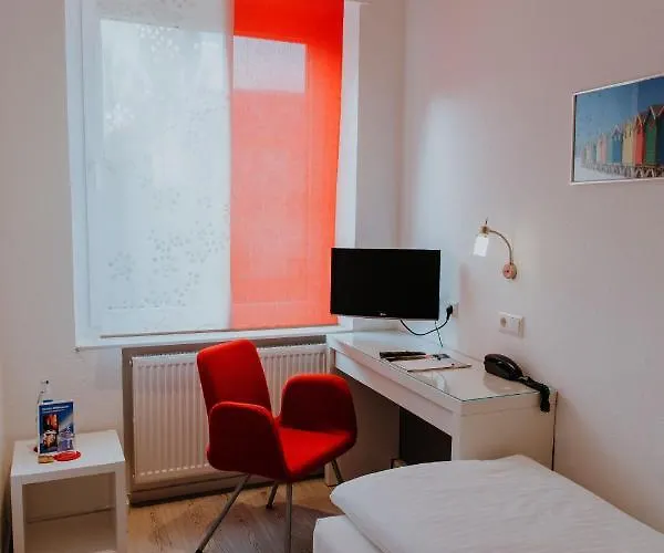 Barbarossa Stadtmitte Hotel 3*